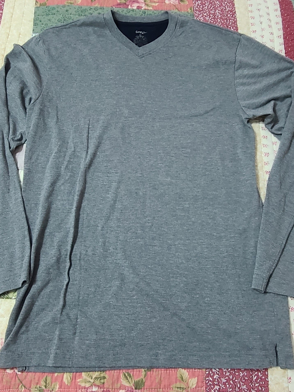 George Men's Long-Sleeve V-Neck Shirt - Heather Gray
